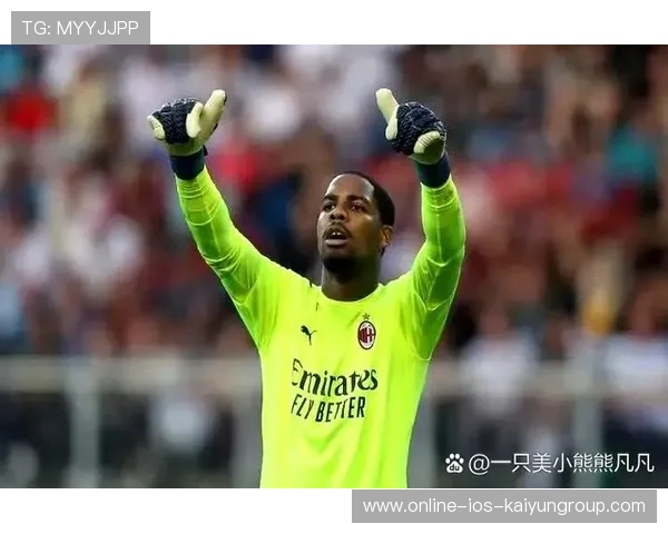 AC米兰禁区二点抢下后由外围抽射完成攻门